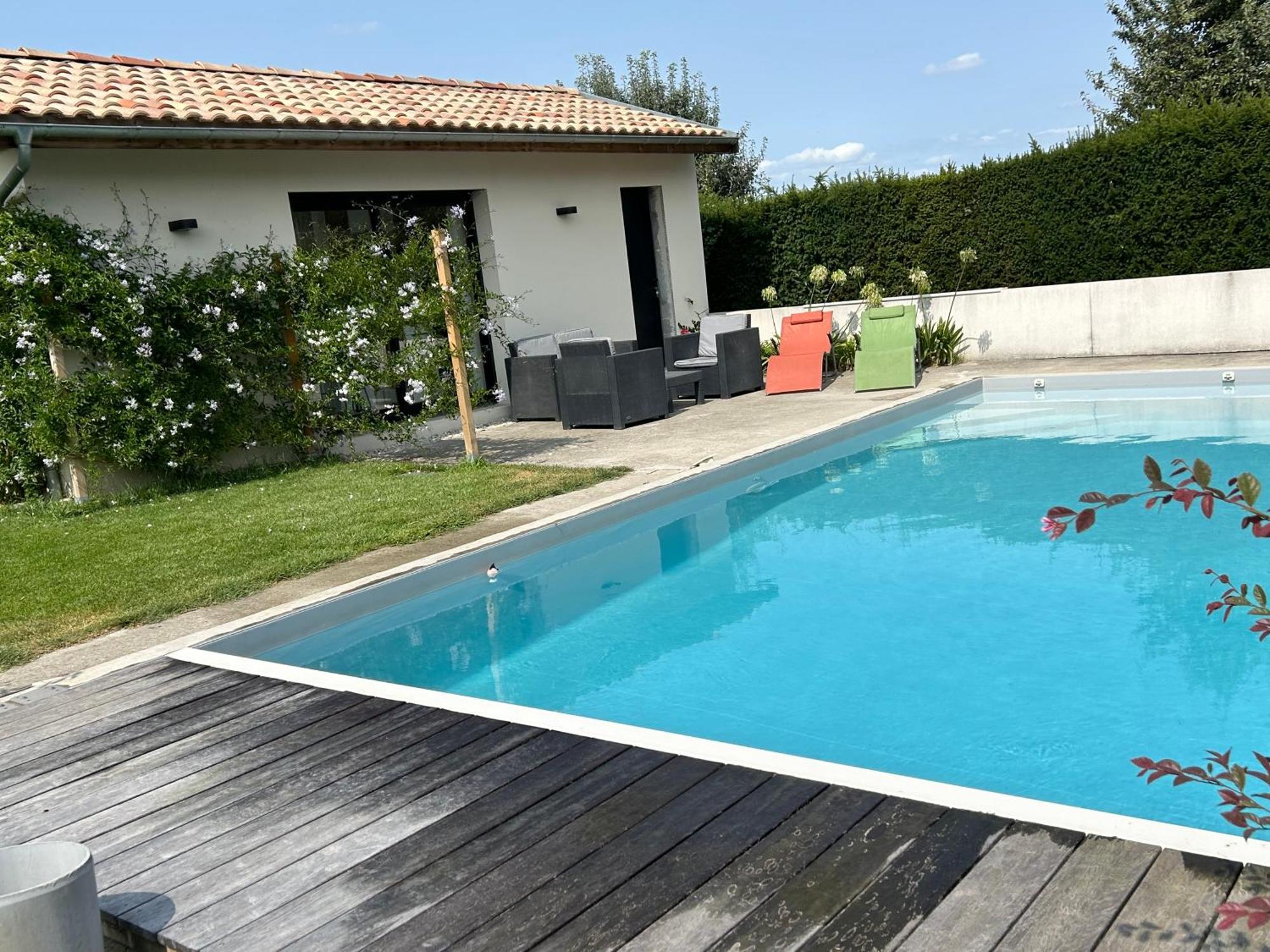 Vue Piscine Au Calme Pres Des Vignes Apartment Pessac